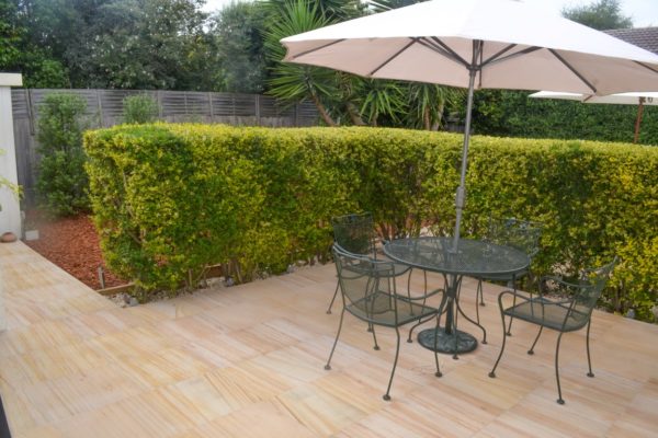 sandstone_patio_mtwaverly-11